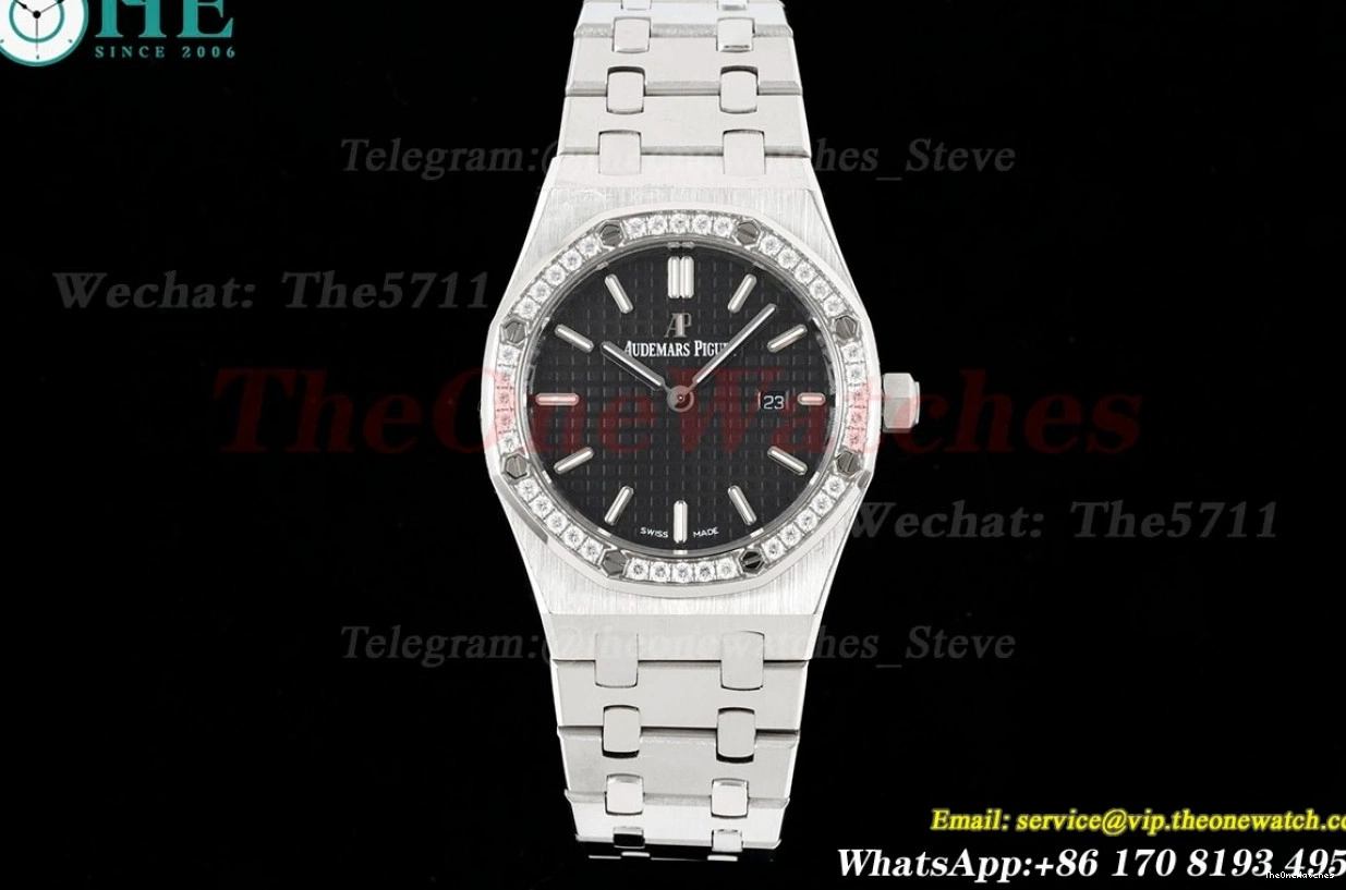 Ladies 33mm Quartz Royal Oak Black SS SS Swiss Dial 8F 0501